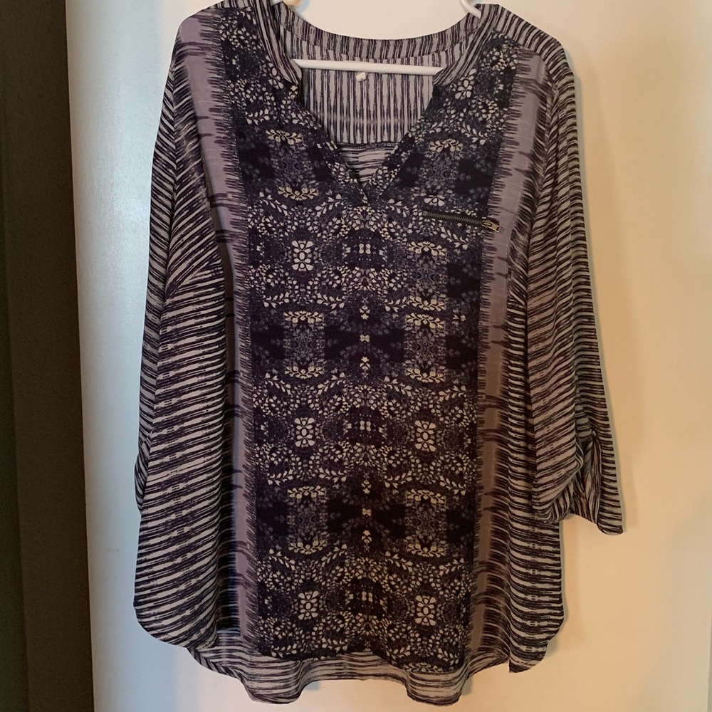 Women’s blouse